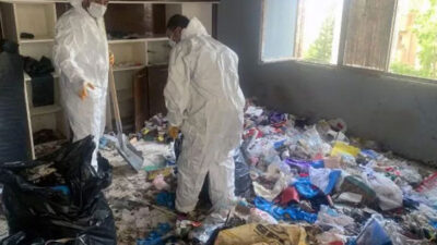 Kötü koku ihbarıyla gidildi, ‘çöp ev’ çıktı