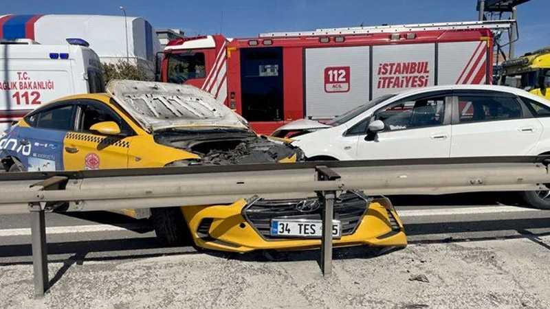 Zincirleme kaza: 8 yaralı