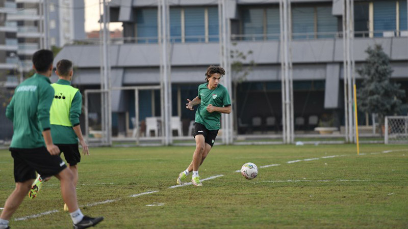 Bursaspor’da kupa mesaisi başladı