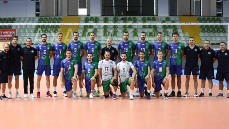 Bursa’nın Efeleri ‘Kupa Voley’ için sahaya çıkıyor 2022-2023 voleybol sezonu AXA Sigorta Kupa Voley’de heyecan yarın başlıyor.