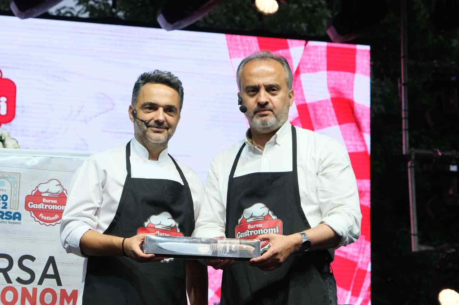 Bursa Gastronomi Festivali’nin tadı damaklarda kaldı 1 bursa gastronomi festivalinin tadi damaklarda kaldi 8ed3b43