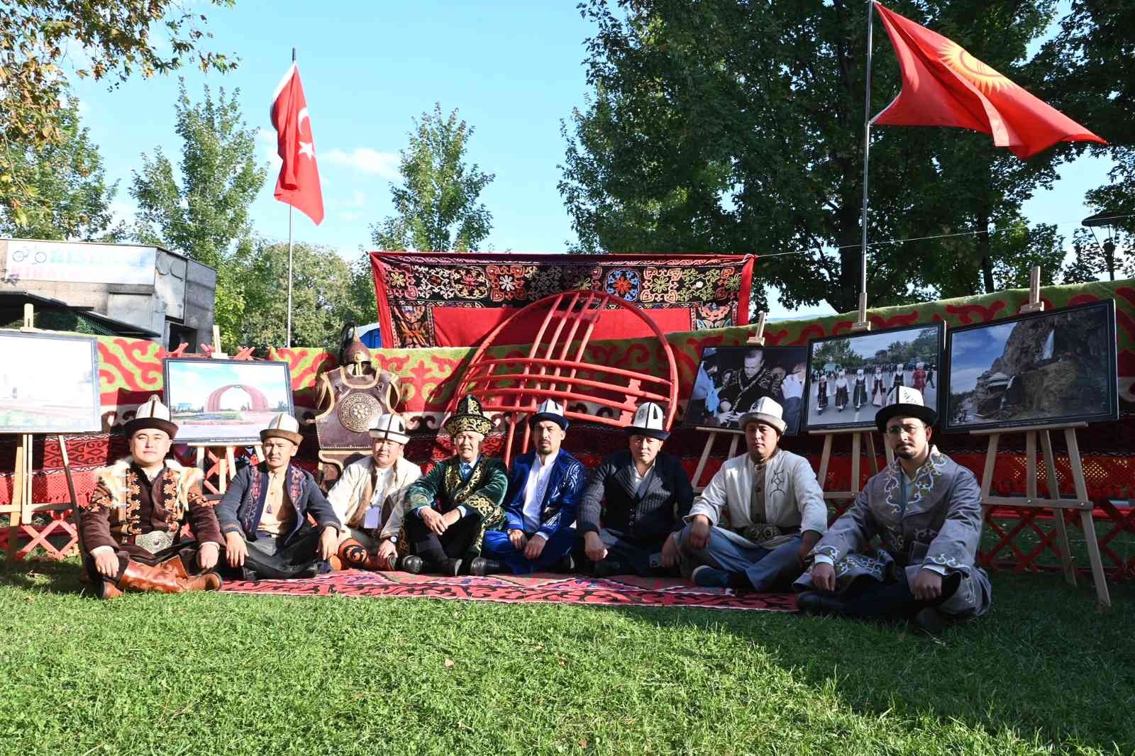 Bursa’dan Guinness’e'Manas Destanı' 1 bursadan guinnesse manas destani cbbf4cc