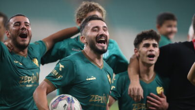 Bursasporlu oyuncu zirveye çıktı!