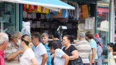 Bulgarların alışveriş listesine kırtasiye ürünleri de eklendi