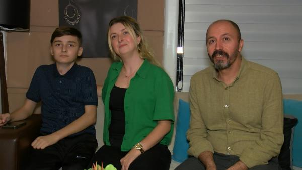 Doktorlar ‘yaşamaz’ dedi, 300 ameliyat geçirdi! Bursalı Kayra hayata sarıldı