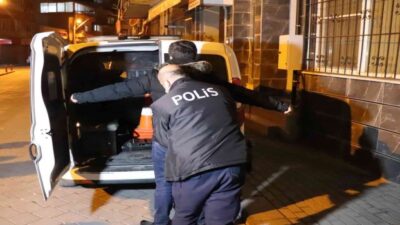 İğrenç olay! Eski eşi tarafından sokak ortasında tacize uğradı