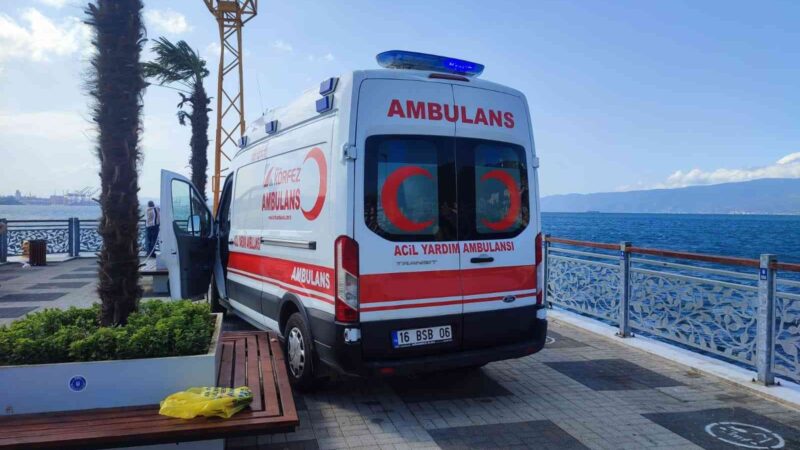 Bursa'nın Gemlik ilçesinde denize düşen kişi hayatını kaybetti.
