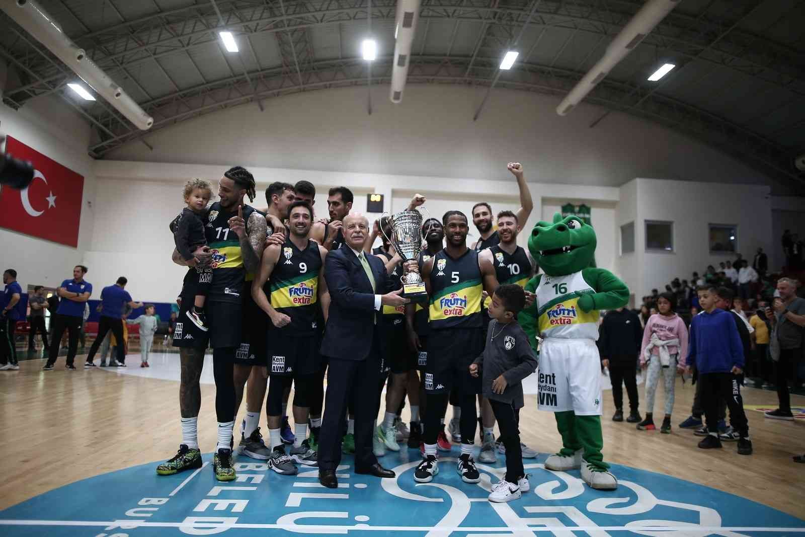 Frutti Extra Cup’ta şampiyon Bursaspor Frutti Extra Cup’ta şampiyon Bursaspor