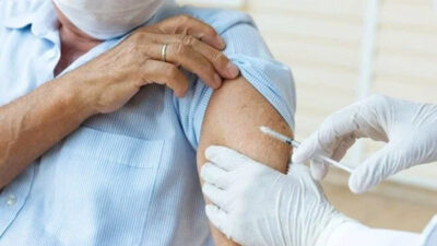 65 yaş üstü ve kronik hastalar için girip aşısı açıldı! Ücret alınacak mı?