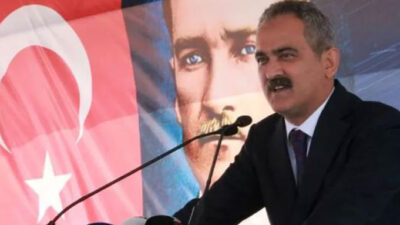 Bakan Özer: Yardımcı kaynakla ilgili problemi, eğitim sistemimizden köklü olarak kaldırdık