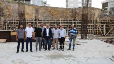 Mudanya kapalı pazar yeri inşaatı hız kesmeden devam ediyor