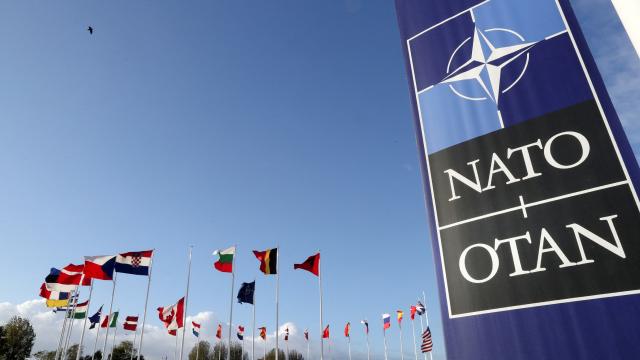 NATO kapılarını Finlandiya için açıyor