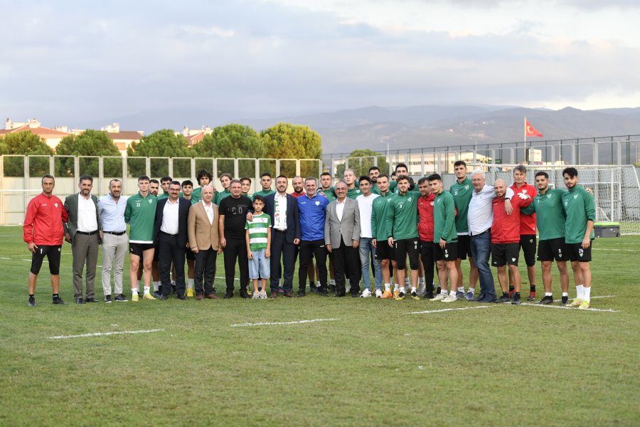 Kestel Belediye Başkanı Önder Tanır’dan Bursaspor’a ziyaret