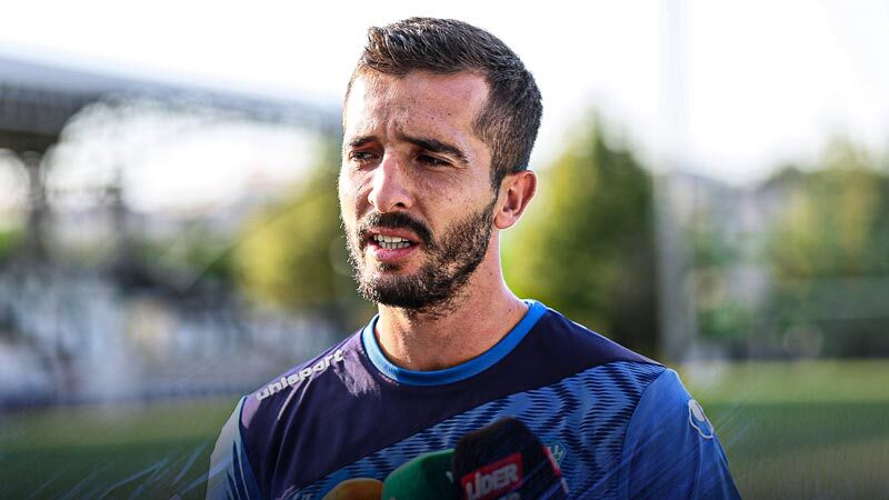 3. Lig’deki Bursa ekibinin kaptanı: Bizim arkamızda koskoca Bursa şehri var TFF 3. Lig'deki Bursa temsilcisi Yıldırımspor'un kaptanı Osman Demir, açıklamalarda