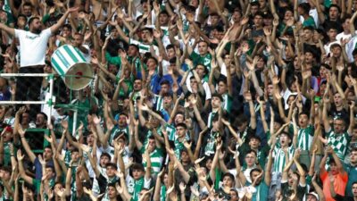 Bursaspor taraftarı takımına sahip çıktı!