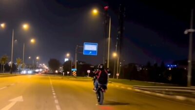 Bursa’da tehlikeli yolculuk! Canını hiçe saydı