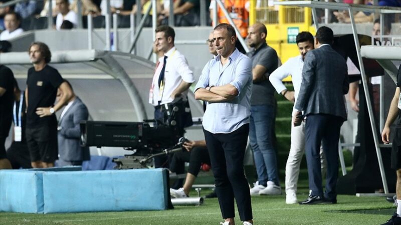 Spor Toto Süper Lig'de Adana Demirspor deplasmanından 3-2'lik mağlubiyetle dönen