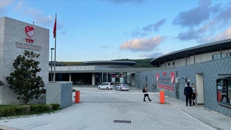 Türkiye Futbol Federasyonunun (TFF) Riva'daki merkez binasına yapılan silahlı saldırıyla