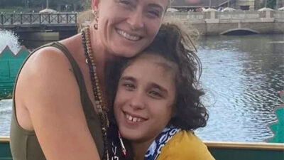 Ceyda Düvenci’yi ağlatan soru! Kızı Melisa’yla ilgili…