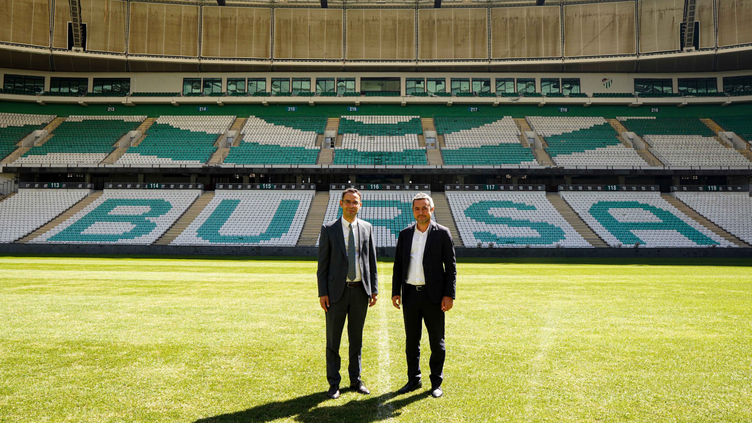 Bursaspor’un enerjisine Uludağ Elektrik’ten destek Bursaspor’un enerjisine Uludağ Elektrik’ten destek