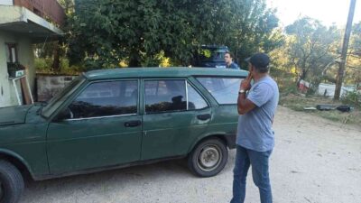 Yalova’dan çaldıkları otomobille Orhangazi’de yakalandılar