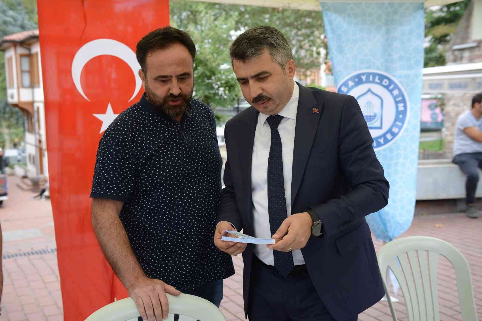 Yıldırım’da eski kitaplar kırtasiye çekine dönüşüyor