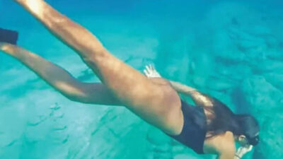 Eda Taşpınar ‘deniz kızı’ oldu