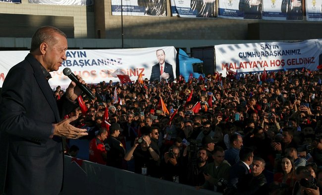 Cumhurbaşkanı Erdoğan’dan başörtüsü için referandum çağrısı