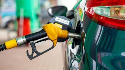 Bursa’da arabası olanlara nefes aldıracak haber! Akaryakıt indirimi…