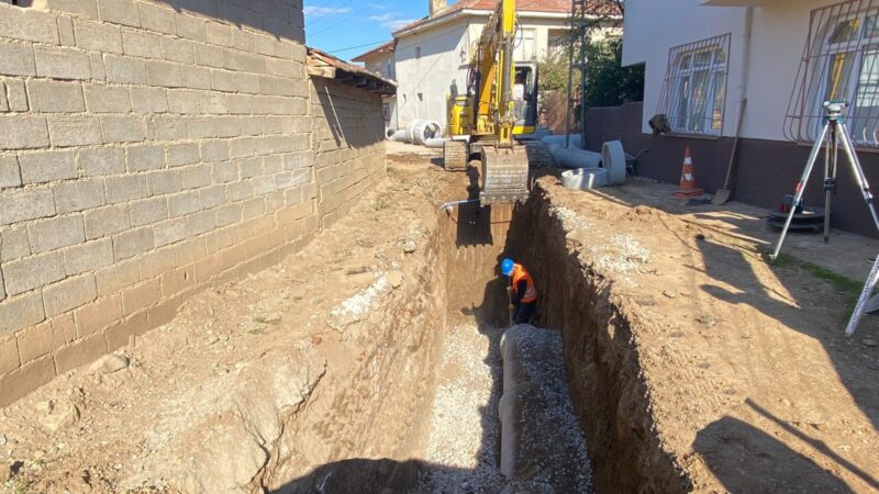 Bursa’nın tüm ilçelerini daha sağlıklı bir altyapıya kazandırmak için çalışmalarını