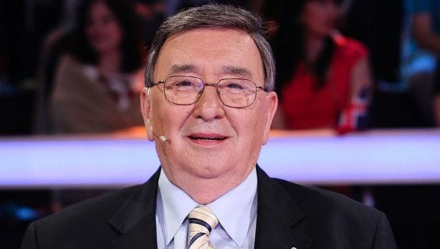 Bülend Özveren’e veda