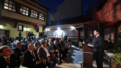 Tarihi doku ile kitap kokusu Şadırvanlı Han’da birleşiyor