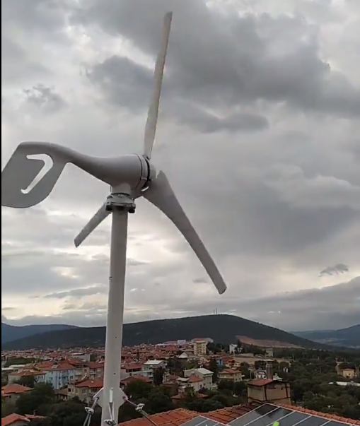 Bursa’da okullar için önemli proje! Montajını öğrenciler yaptı… Bursa’da okullar için önemli proje! Montajını öğrenciler yaptı…