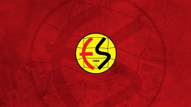 Eskişehirspor’a 500 bin liralık destek Eskişehirspor'un Trabzonspor’dan transfer ettiği Erkan Zengin’in 6 milyon liralık bonservis