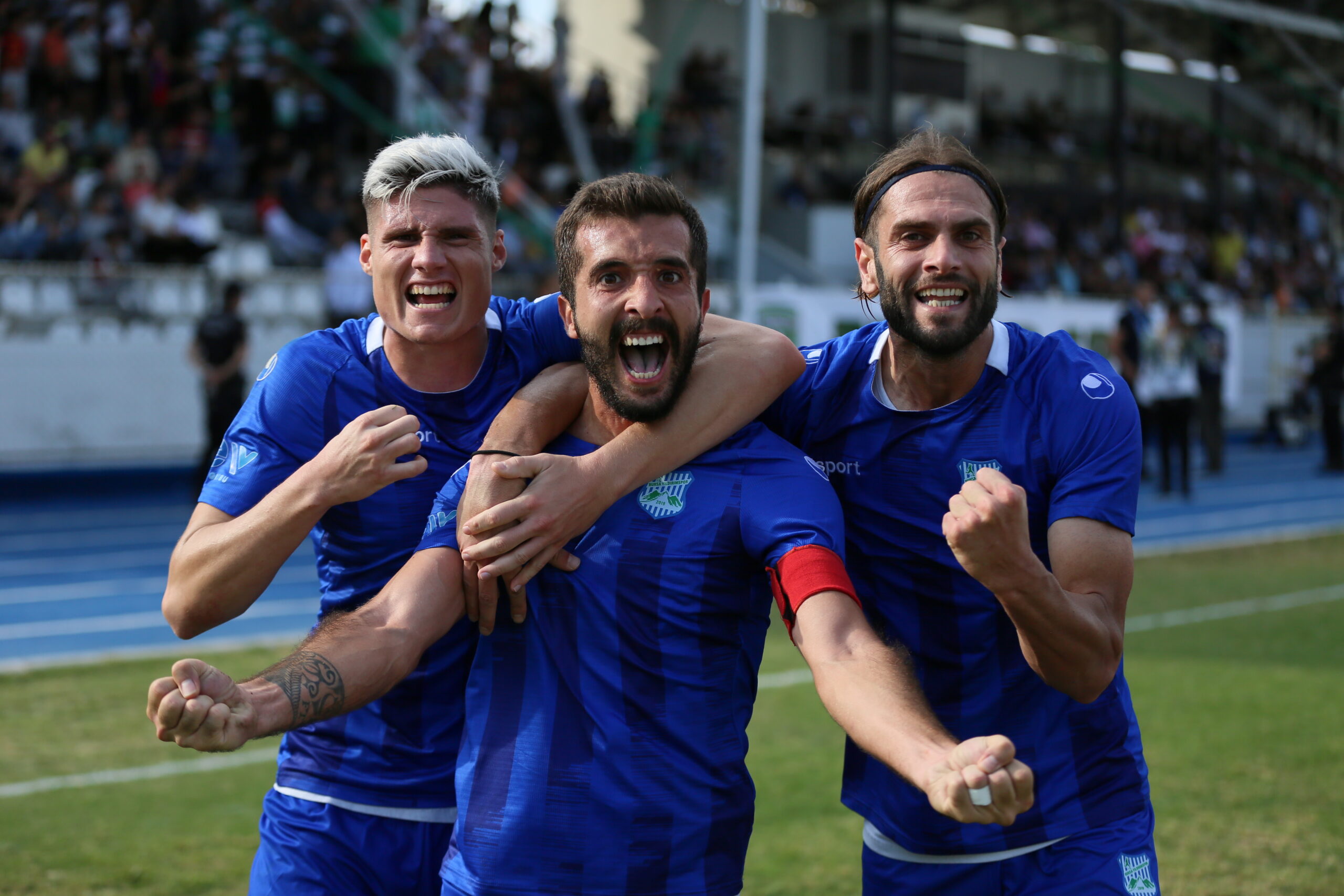 3.Lig’deki Bursa ekibi Osmaniyespor’u ağırlıyor! Yeni platformdan canlı yayınlanacak maç saat kaçta? 3.Lig’deki Bursa ekibi Osmaniyespor’u ağırlıyor! Yeni platformdan canlı yayınlanacak maç saat kaçta?
