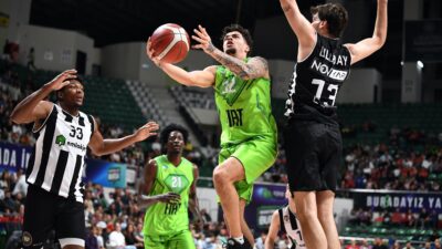 Bursa ekibi potada Beşiktaş’a acımadı!