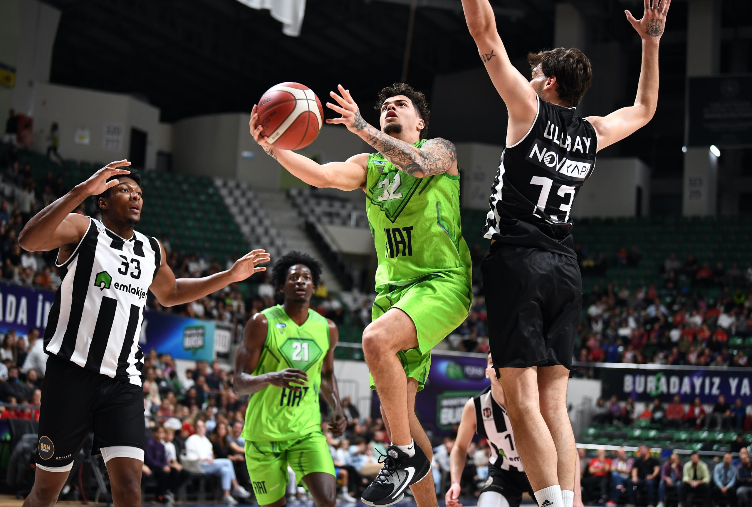 Bursa ekibi potada Beşiktaş’a acımadı! Bursa ekibi potada Beşiktaş’a acımadı!