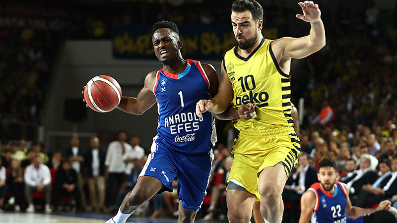 Şampiyonlar sahne alıyor