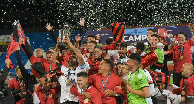 Kümeye kupayla gidiyor! Kümeye kupayla gidiyor!