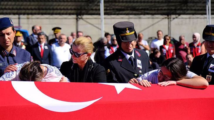 Kazaya müdahale ederken şehit düştü! ‘Baba beni yalnız bırakma’