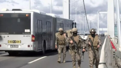 15 Temmuz Şehitler Köprüsü’nde hareketli dakikalar! Tam 1 saat sürdü…