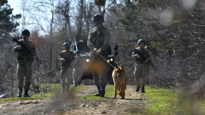 MSB: Yunanistan’dan Türkiye’ye sızmaya çalışan 4 kişi yakalandı