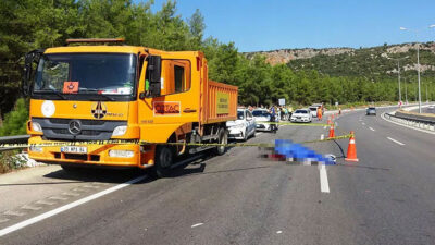 Antalya’da motosikletle kamyona çarpan Pınar öldü