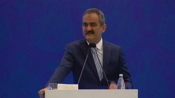 Bakan Özer: Eğitim sistemi öğretmeni kadar güçlü Bakan Özer: Eğitim sistemi öğretmeni kadar güçlü