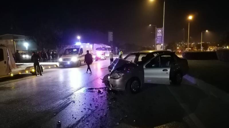 Bursa’da kaza üstüne kaza: 1’i ağır 3 yaralı