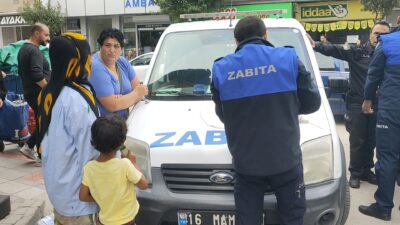 Bursa’da zabıta ekiplerinin zor anları