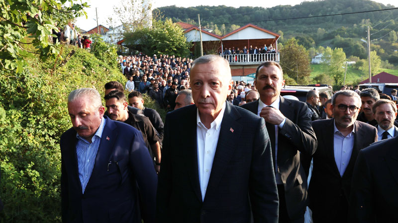 Cumhurbaşkanı Erdoğan: Aileler bize mirastır, sahip çıkacağız