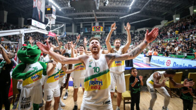 Potanın Timsahları 4’te 4 yaptı