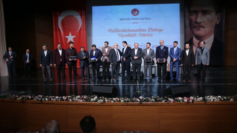 Bursa’da Mevlid-i Nebi Haftası kutlandı Mevlid-i Nebi Haftası, Bursa Büyükşehir Belediyesi ve İl Müftülüğünün ortaklaşa