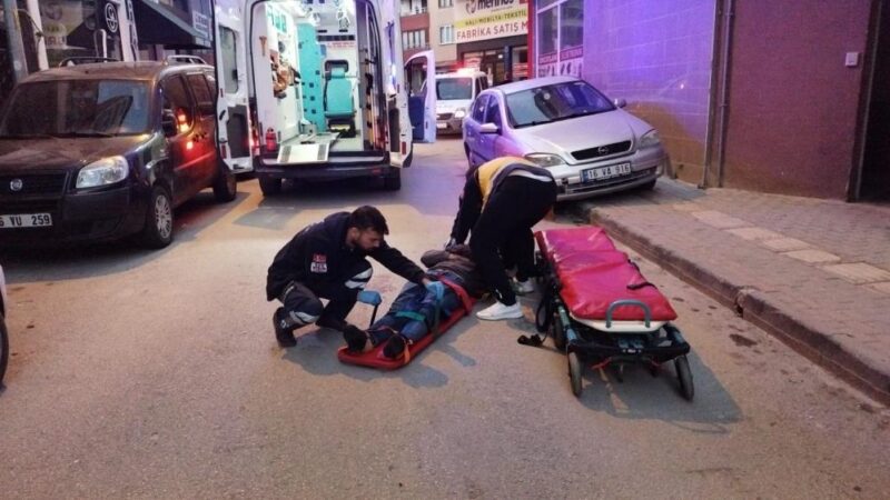 Bursa’da kanlar içinde bulunmuştu! Hayatını kaybetti Bursa'nın Orhangazi ilçesinde sabah saatlerinde yolda kanlar içinde yatan kişiyi